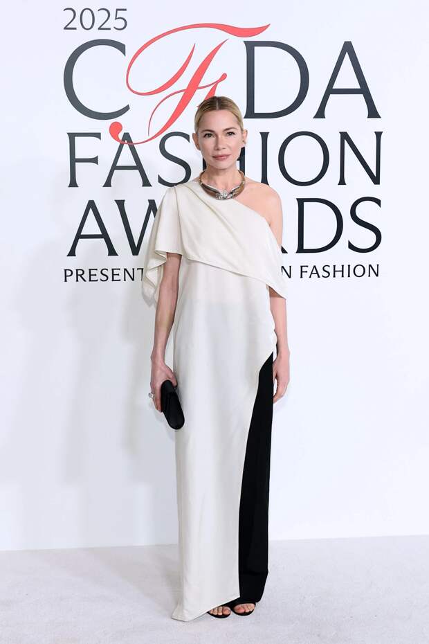 Модные достижения: Мэнди Мур, Нина Добрев и Мишель Уильямс