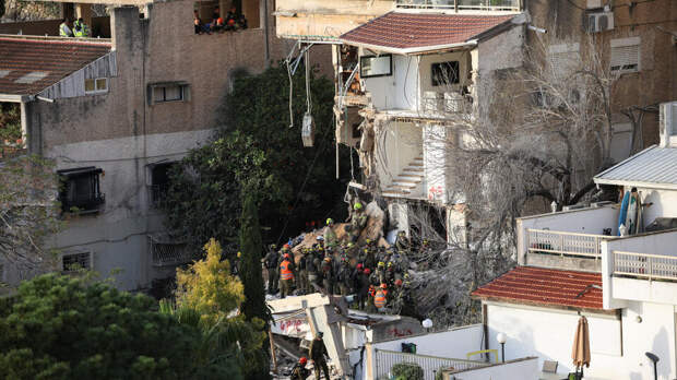 Четыре человека погибли в Хайфе после иранского ракетного удара