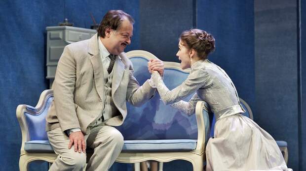 Абсолютно избыточное счастье: «Господин Альфонс» в Театре Комедии имени Акимова