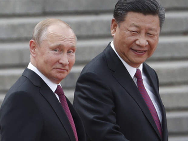 МИД КНР: лидеры Китая и России поддерживают тесные контакты