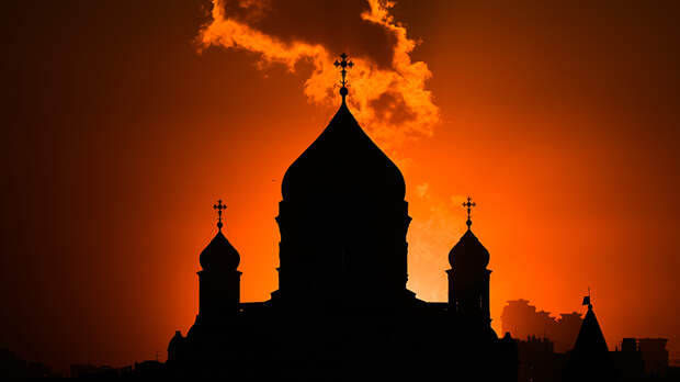 Все может измениться: почему 25 июня нельзя ложиться спать раньше полуночи