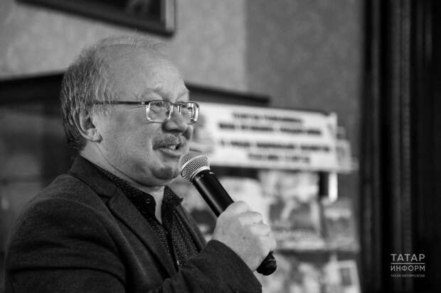 Азат Хөсәенов истәлегенә: «Соңгы күрешкәндә эчке бер боеклык сизелә иде»