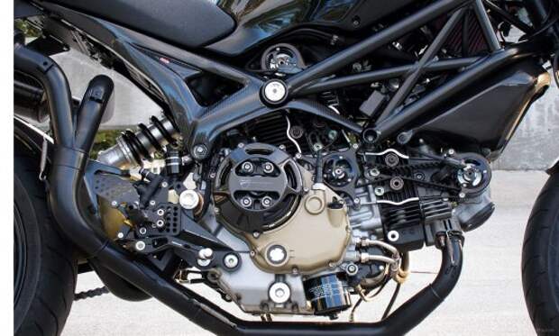 Ducati-Monster-1100-R-by-Arrick-Maurice-5 Кастом Ducati Monster 1100R