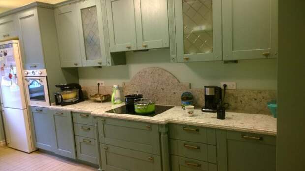 Зеленая кухня, красивые кухни фото