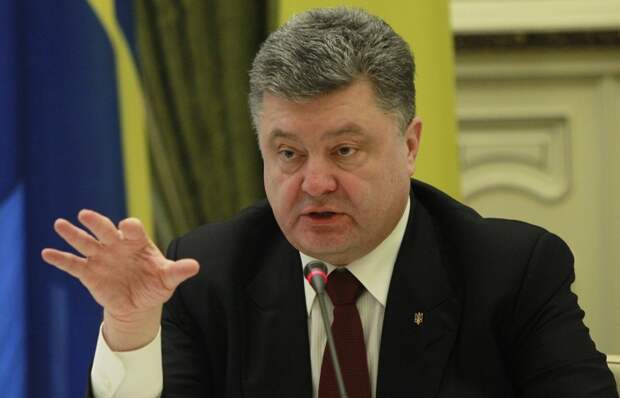 Законопроект о военном положении разрешает интернировать граждан РФ, живущих на Украине Законопроект о военном положении разрешает интернировать граждан РФ, живущих на Украине