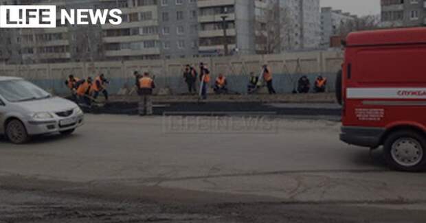 В Омске срочно ремонтируют дорогу после вопроса Путину