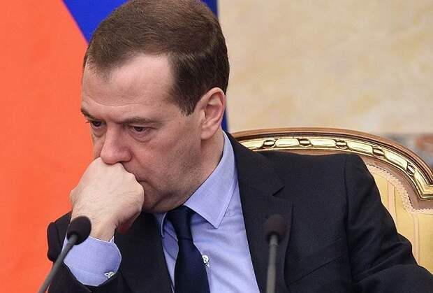 Medvedev_dumaet