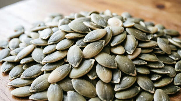 Всего 30 г в день: диетолог Кривченко назвал продукт, который спасает мужское здоровье