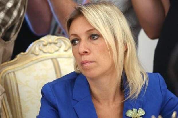 Захарова назвала «забавным» предложение ЕС списать долг Украины