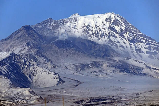 Учёные впервые исследовали новый купол вулкана Шивелуч на Камчатке