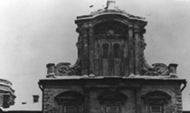 Палаты Аверкия Кириллова на Берсеневской набережной, где с января 1926 года работали Центральные государственные реставрационные мастерские