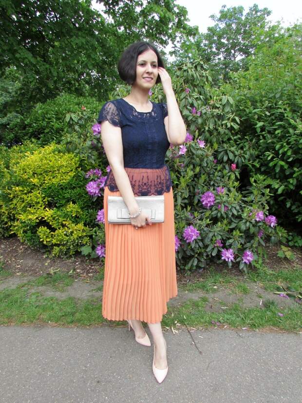 How to style a pleated skirt How to style a pleated skirt