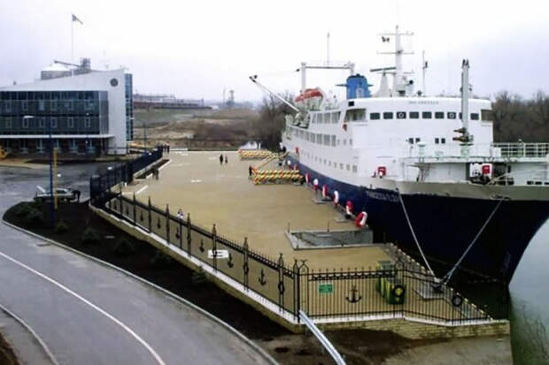 Молдавия продала выход к Черному морю по цене двух Rolls-Royce