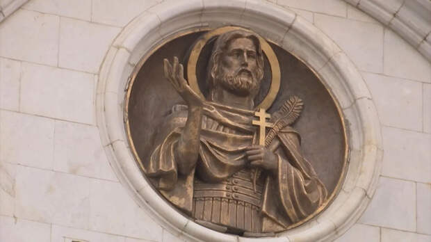 Священник рассказал, какие иконы обязательно должны быть в доме у православных