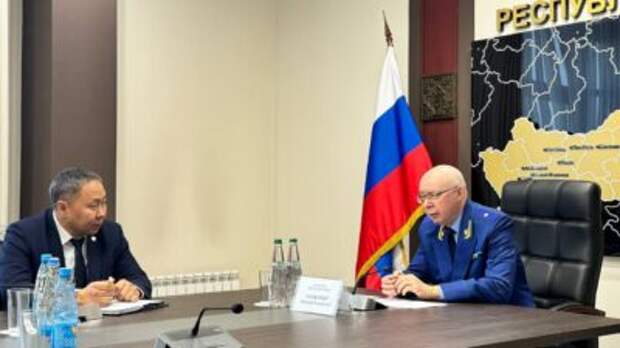 Бизнес-омбудсмен Республики Тыва провел совместные приемы предпринимателей с прокурорами республики и города Кызыла