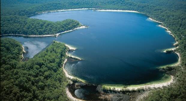 Маккензи - самое чистое озеро в мире
