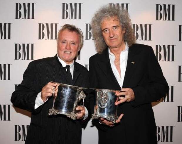 Bmi 2011 London Awards, Dorchester Hotel, London, Britain - 04 Oct 2011, Roger Taylor And Brian May - Recipients Of 2011 Bmi Icon Award For Queen (Photo by Brian Rasic/Getty Images)