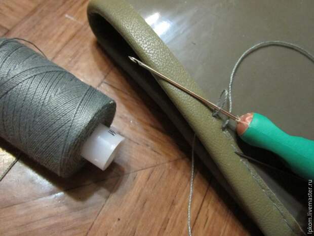 Кожаный декор резиновых сапожек (Diy)