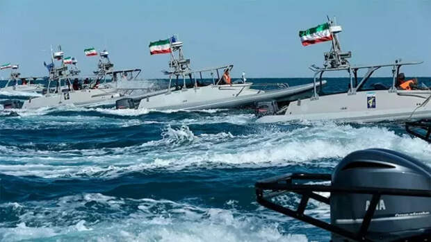 Американцы опустились до пиратства - они попытались захватить иранский танкер и перекачать с него нефть