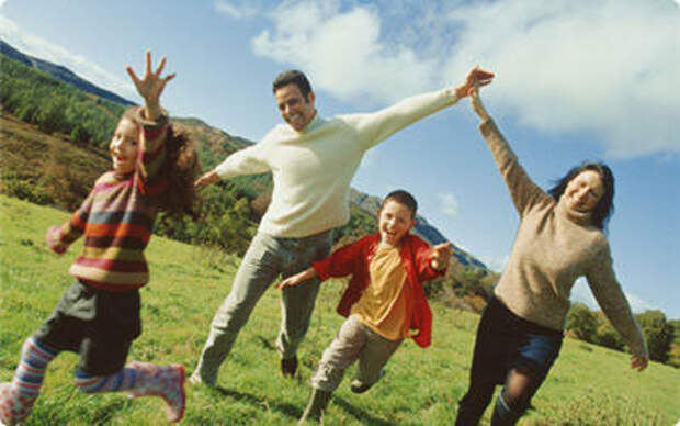 https://images.accu-chek.com/images/content/lifestyle/wide/family3.jpg