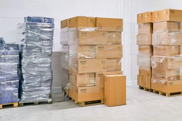 Активисты ЦАО отправляют гуманитарную помощь по запросам служащих на фронте