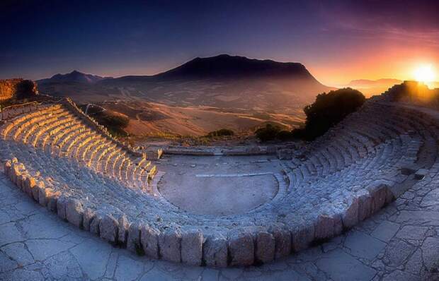 Сегеста сегодня. фото:explorersicily.com Сегеста сегодня. фото:explorersicily.com