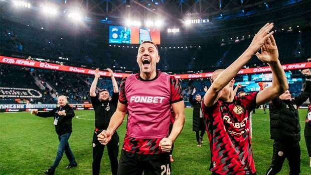 Дзюба первым в истории чемпионатов России забил 100 голов в домашних матчах