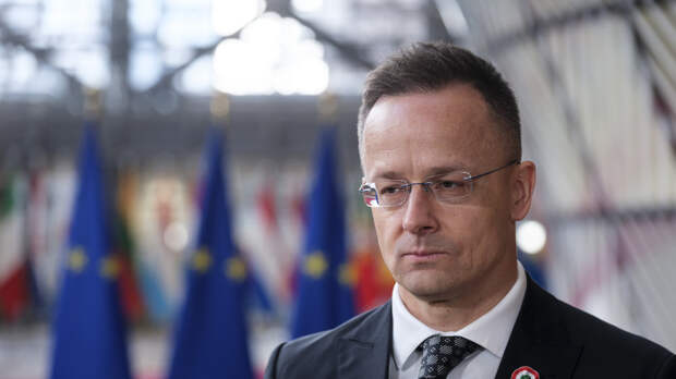 Сийярто: Украина перешла на круглосуточное вмешательство в выборы в Венгрии