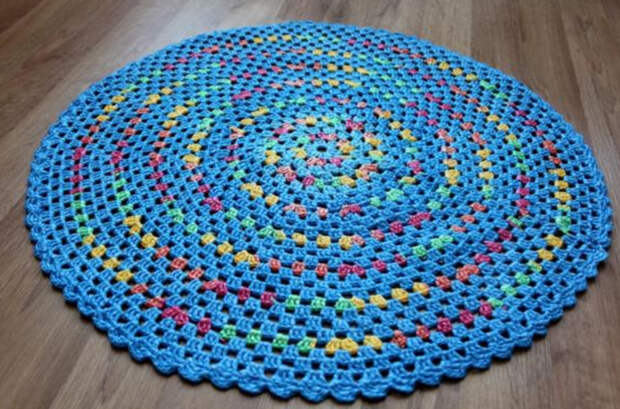 Коврик из пакетов