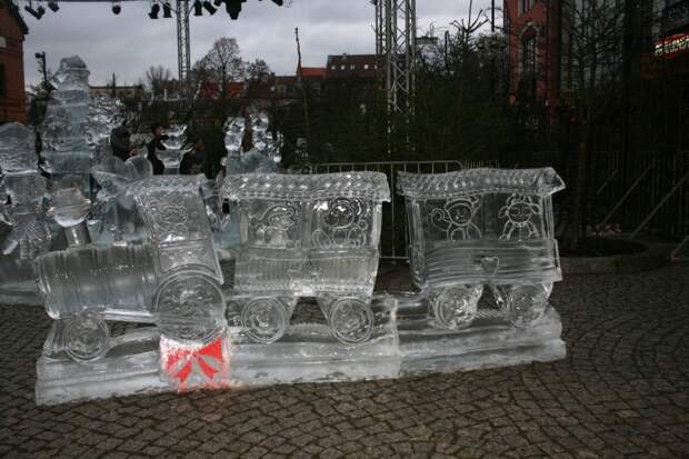 Ледяные скульптуры Ольштына Ледяные, Ольштына, скульптуры