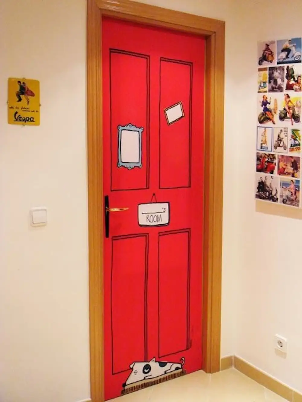Необычная дверь в комнату