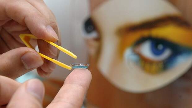 Чем опасно ношение цветных контактных линз? Мнение врача-офтальмолога