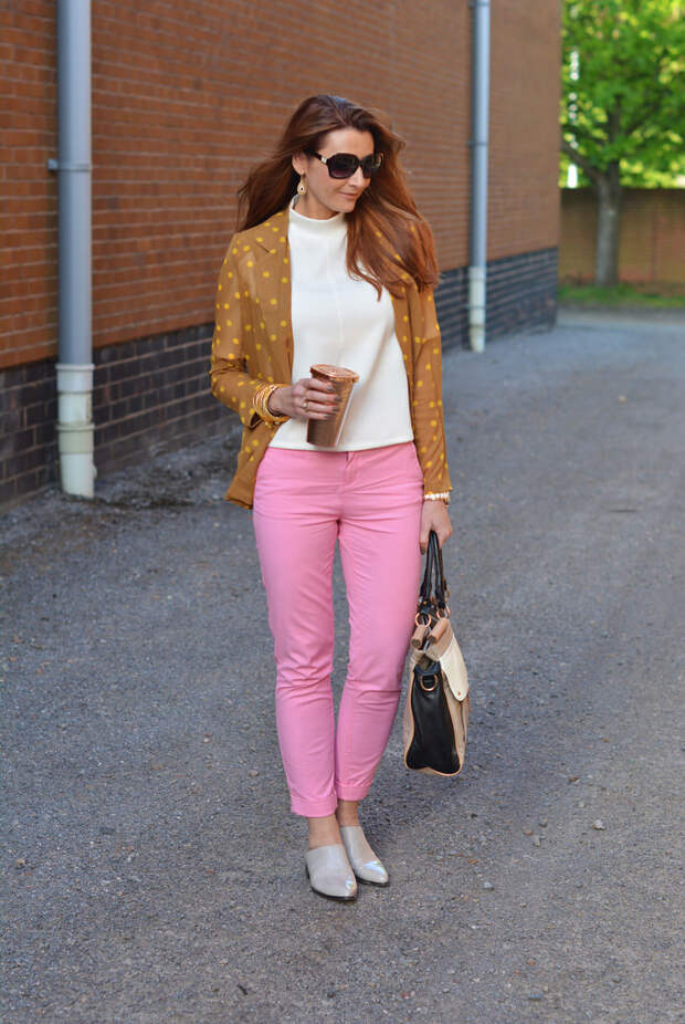 Springtime brights: Mustard polka dot blazer, pink chinos, taupe mules