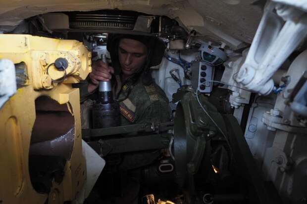 "Росатом" создал снаряд для танка "Армата"