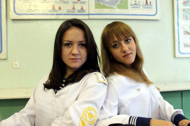 Женщина на корабле корабль, море, служба, флот