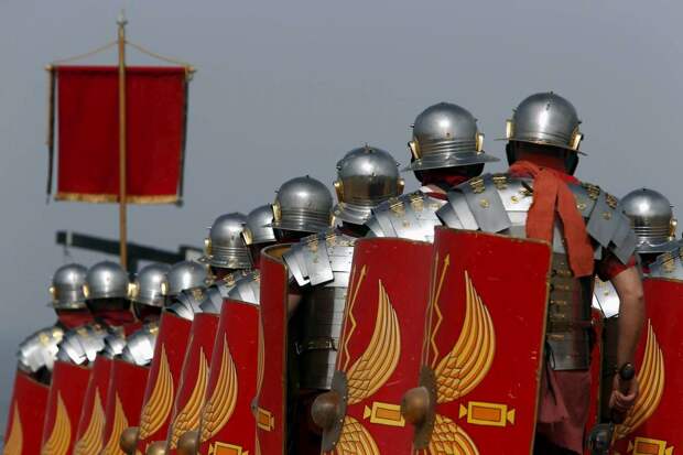 Легионеры армии Древнего Рима: Современный вариант попытки захвата острова Мальта (8)