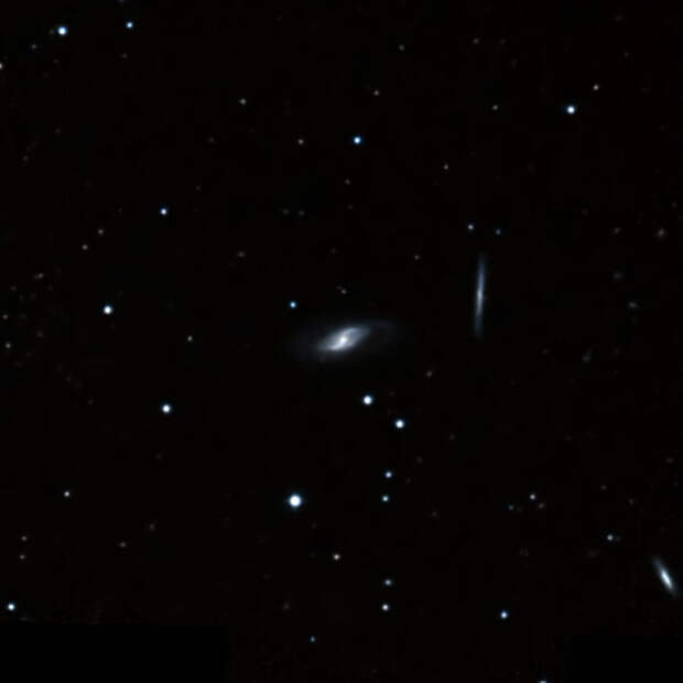 Спиральная галактика UGC 9684 — фабрика звёзд