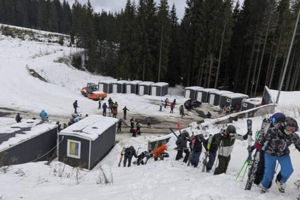В украинском Буковеле из-за блэкаута остановились подъемники