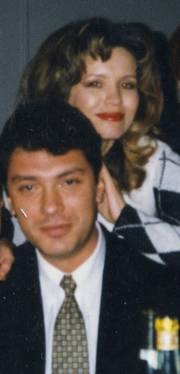 Анна Лесникова и Борис Немцов в 90-е годы
