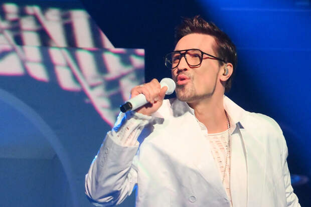 Дима Билан признался, что не хочет портить жизнь сестре помощью в карьере