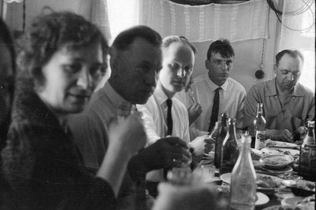 Колорит свадеб СССР (23 фото) Колорит свадеб СССР (23 фото)