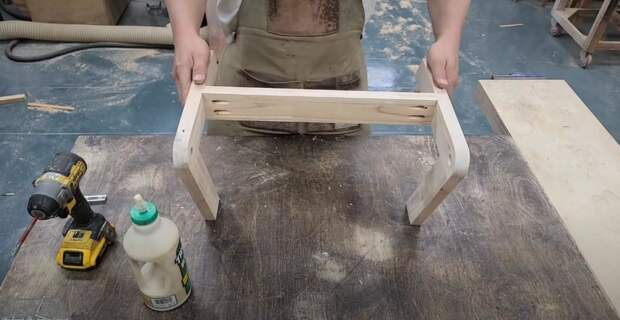 Как сделать складной стол-трансформер из дерева