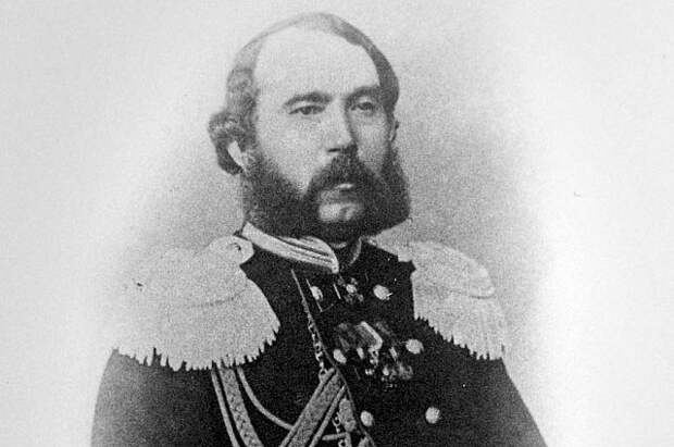Павел Обухов  с шести лет рисовал чертежи плотин, водяных двигателей, кузнечных молотов, горнов.