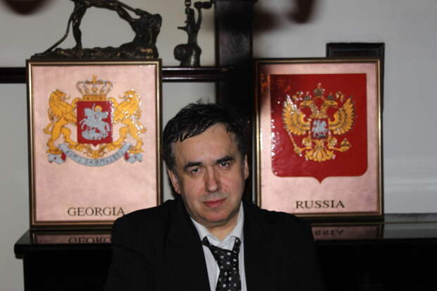 https://www.peoples.ru/art/cinema/actor/sadalskiy/news-sadalsky_201002120045070.jpg