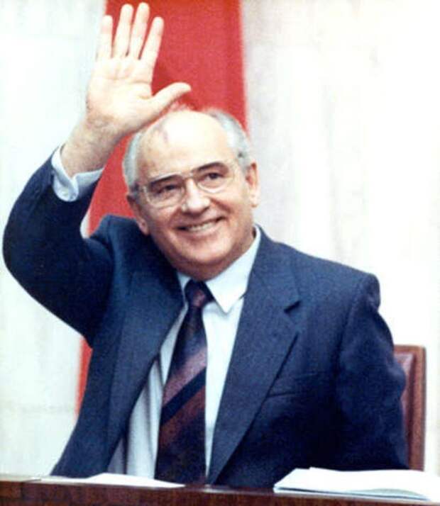 Горбачев хотел отдать Калининград Германии