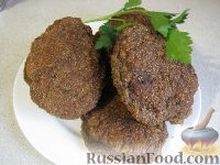 Фото к рецепту: Пышные печеночные котлеты