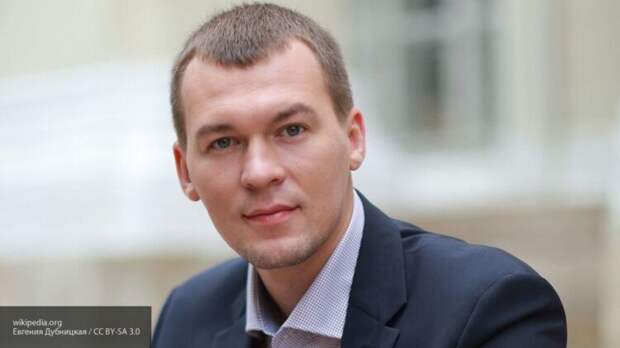 Дегтярев ответил на заявления о разрешении чиновникам летать бизнес-классом