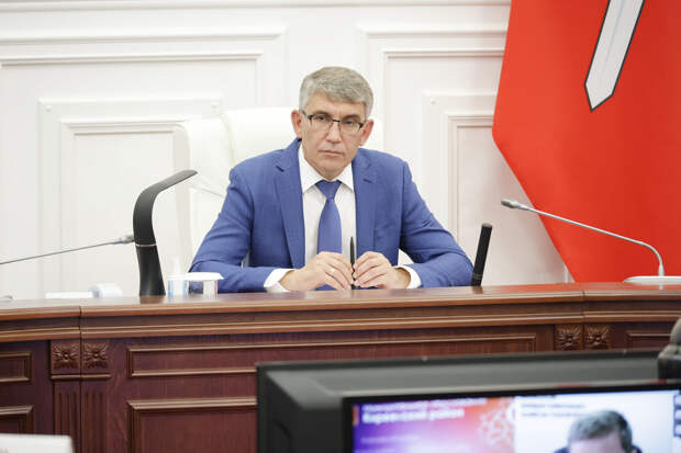 Миляев: Медики при первой возможности должны выезжать к ветеранам Великой отечественной войны на дом