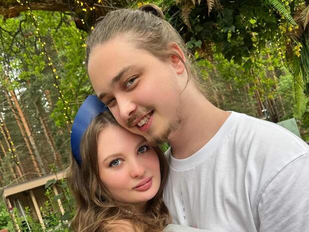 Невестка Королевой показала райский отдых с мужем в Таиланде