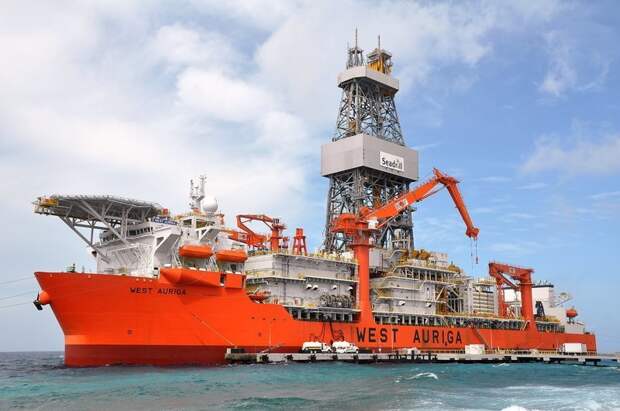 DS - Drill Ship (Буровое судно) буксиры, многоцелевые суда, море, морские платформы, оффшор, флот